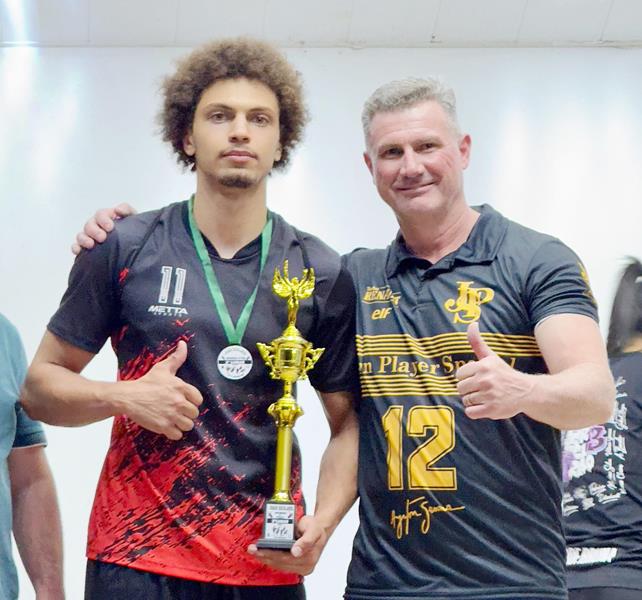 Escola 4 de Abril é campeã dos Jogos Escolares 2025 em Sete Quedas