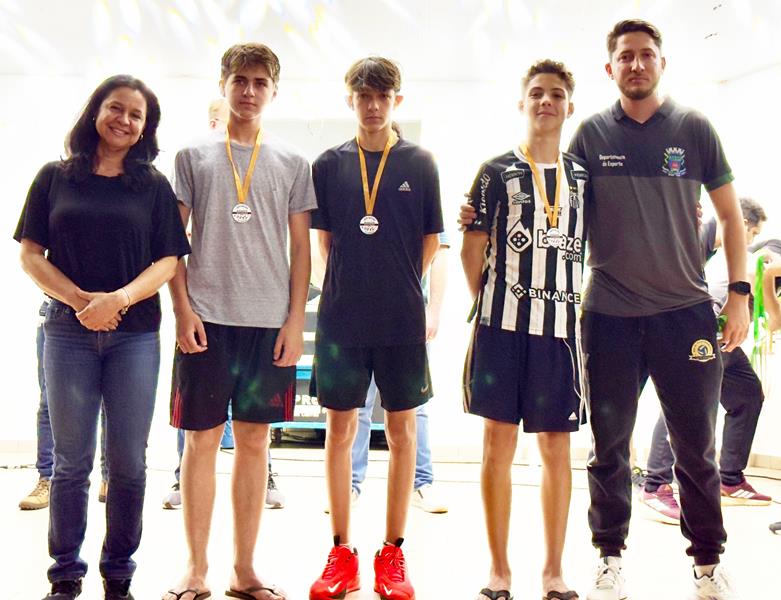 Escola 4 de Abril é campeã dos Jogos Escolares 2025 em Sete Quedas
