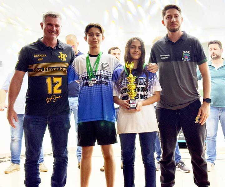 Escola 4 de Abril é campeã dos Jogos Escolares 2025 em Sete Quedas