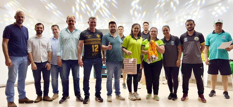 Escola 4 de Abril é campeã dos Jogos Escolares 2025 em Sete Quedas