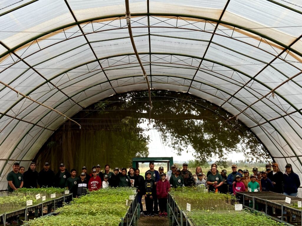 Projeto Florestinha de Amambai realiza dia de Educação Ambiental na Fazenda Green Farm, em Itaquiraí Projeto Florestinha de Amambai realiza dia de Educação Ambiental na Fazenda Green Farm, em Itaquiraí