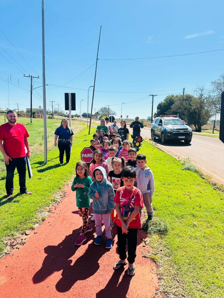 Aral Moreira: DMTRAM promove ação alusiva à Semana Nacional do Trânsito na Escola Municipal Aracy Wider