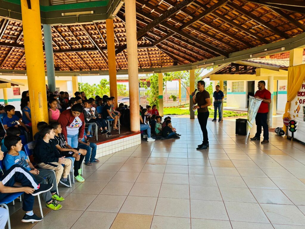 Aral Moreira: DMTRAM promove ação alusiva à Semana Nacional do Trânsito na Escola Municipal Aracy Wider