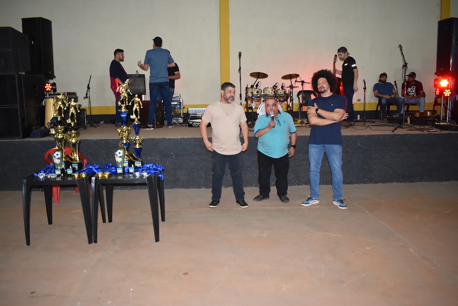 Iguatemi: Meninos da Vila e Arena Bodis conquistam o Entre Clubes de Futebol Suíço em suas respectivas categorias