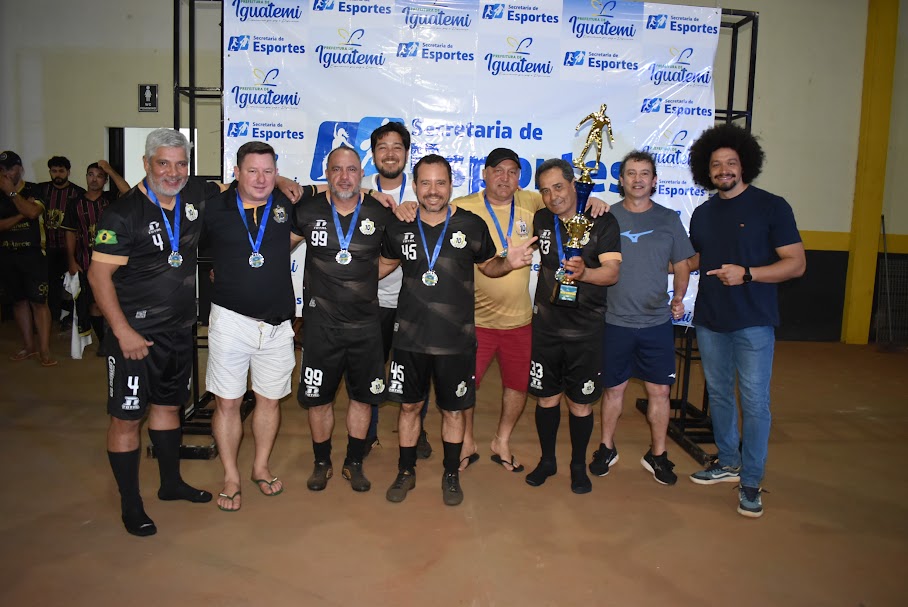 Iguatemi: Meninos da Vila e Arena Bodis conquistam o Entre Clubes de Futebol Suíço em suas respectivas categorias