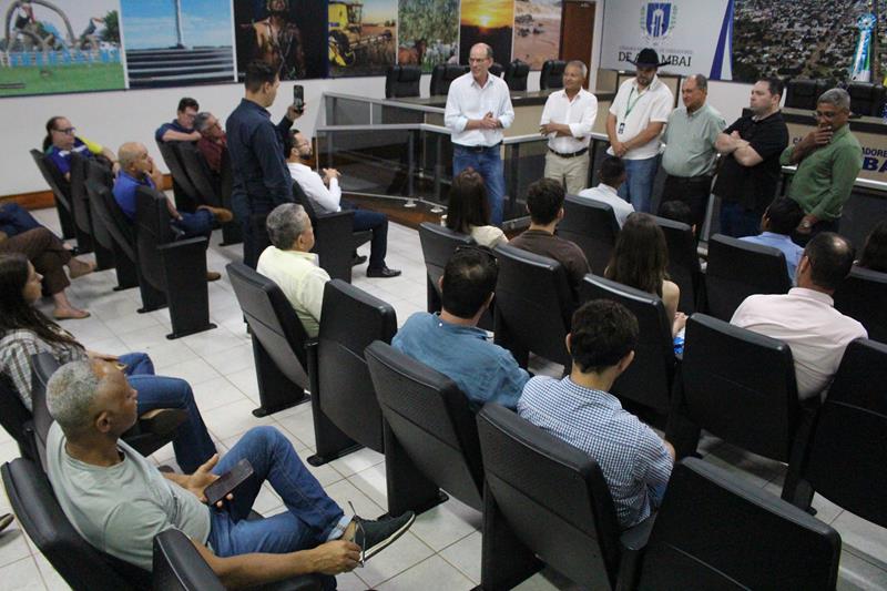 Vereadores Darci e Jota Roberto recepcionam deputados Rodolfo Nogueira e Zé Teixeira em Amambai