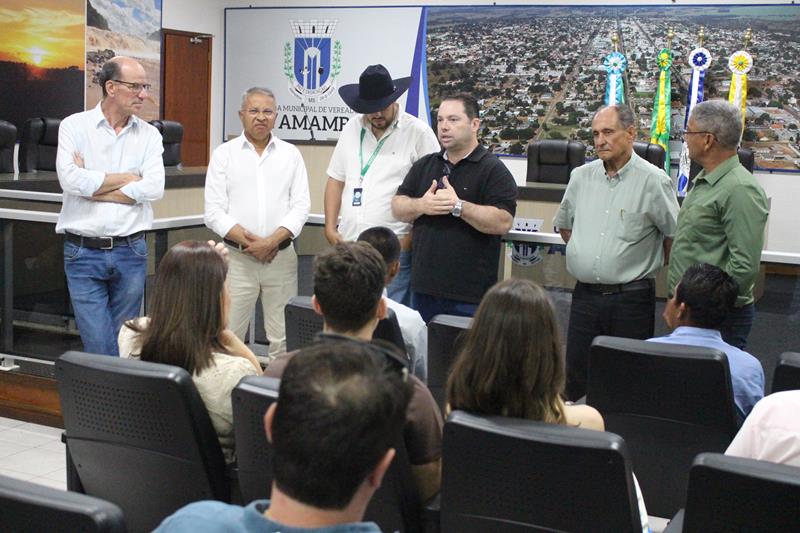 Vereadores Darci e Jota Roberto recepcionam deputados Rodolfo Nogueira e Zé Teixeira em Amambai