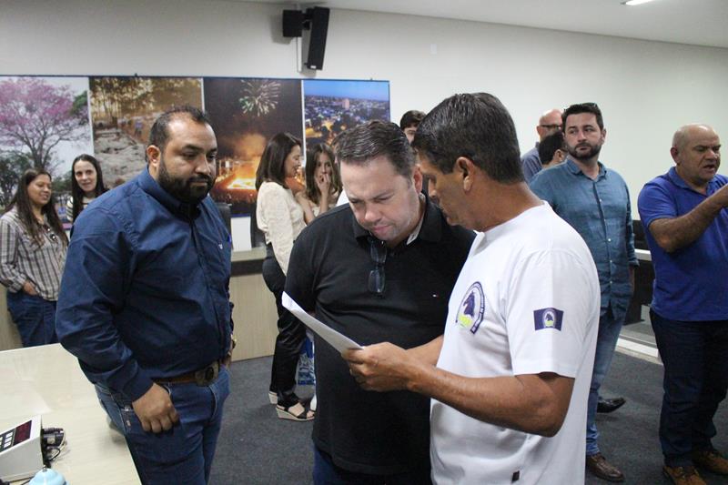 Vereadores Darci e Jota Roberto recepcionam deputados Rodolfo Nogueira e Zé Teixeira em Amambai