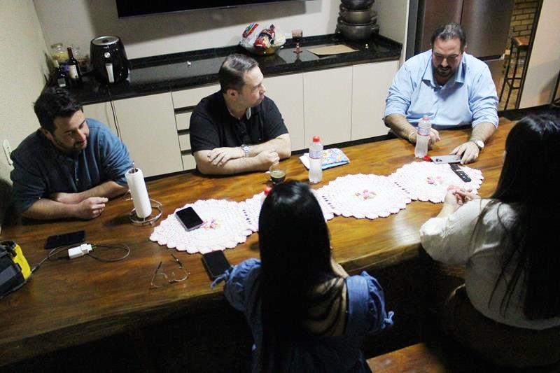 Vereadores Darci e Jota Roberto recepcionam deputados Rodolfo Nogueira e Zé Teixeira em Amambai