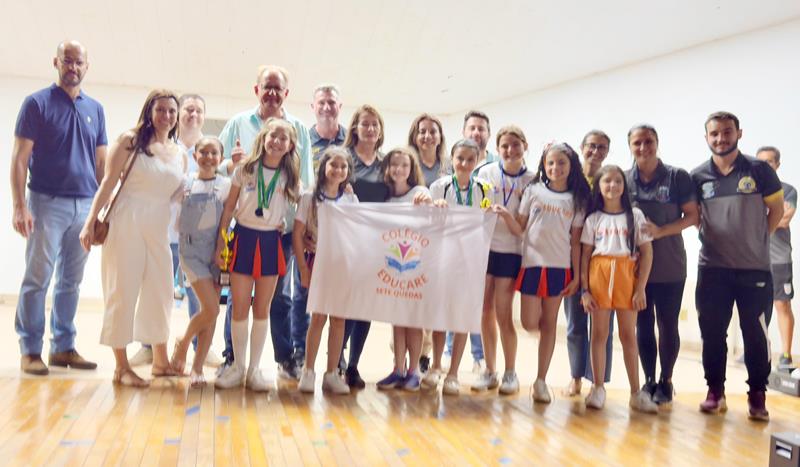 Escola 4 de Abril é campeã dos Jogos Escolares 2025 em Sete Quedas