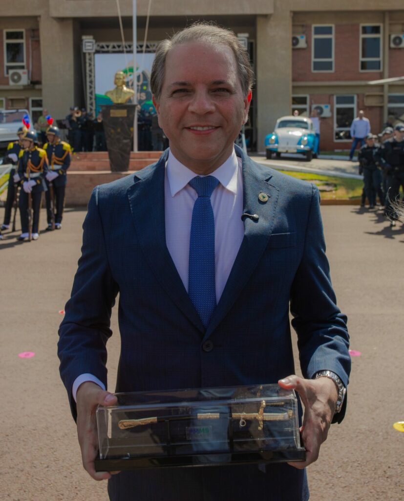 Coronel David é homenageado em solenidade que celebra os 190 anos da PMMS