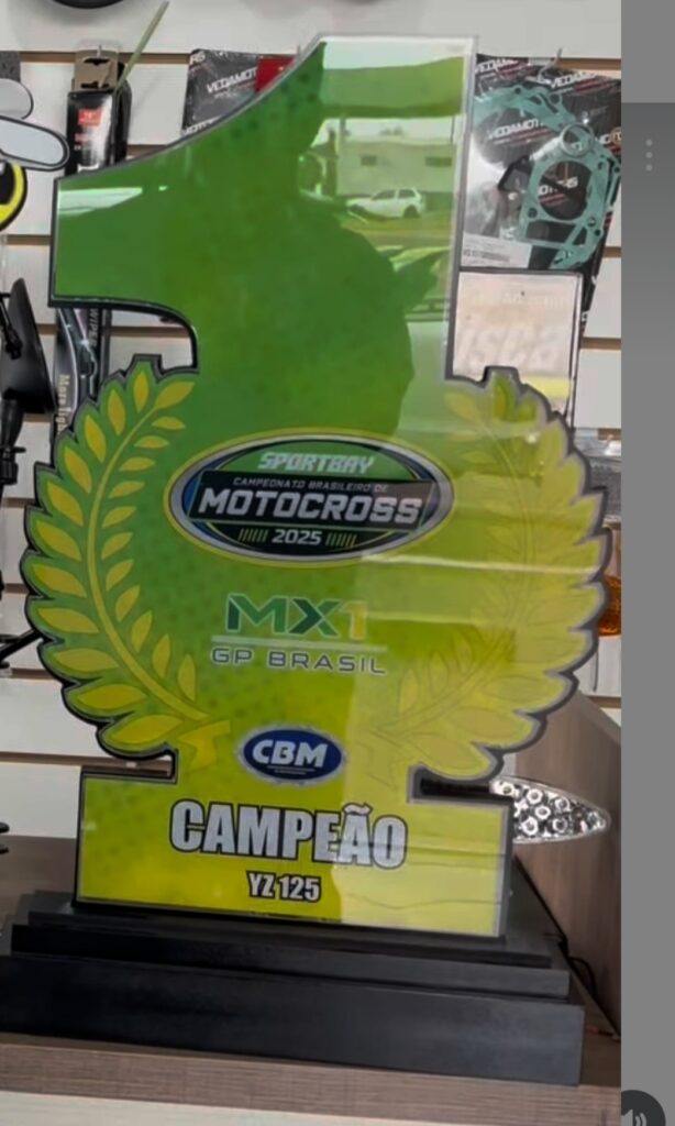 Sete Quedas recebe com carreata o piloto de 15 anos Campeão Brasileiro de Motocross Sete Quedas recebe com carreata o piloto de 15 anos Campeão Brasileiro de Motocross