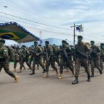 Desfile cívico-militar abre programação de aniversário de 77 anos de Amambai