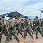 Desfile cívico-militar abre programação de aniversário de 77 anos de Amambai