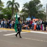 Desfile cívico-militar abre programação de aniversário de 77 anos de Amambai