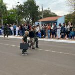 Desfile cívico-militar abre programação de aniversário de 77 anos de Amambai