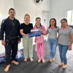 Iguatemi: Secretaria de Assistência Social entrega kimonos para crianças do serviço de Convivência e Fortalecimento de Vínculos Novo Olhar