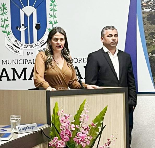 Por indicação de Lígia Borges líder comunitário Antônio Soares Leite é condecorado com o Título de Cidadão Amambaiense