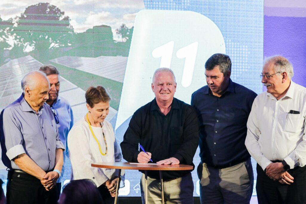Atendendo a convite do governador Eduardo Riedel e da senadora Tereza Cristina prefeito de Jutí, Gilson Cruz, filia-se ao PP