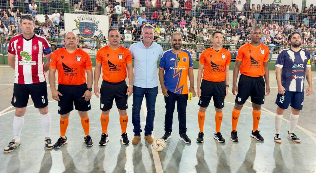 Jogos emocionantes e recorde de público marcaram as finais da XVI Copa Interfirmas de Futsal em Sete Quedas Jogos emocionantes e recorde de público marcaram as finais da XVI Copa Interfirmas de Futsal em Sete Quedas