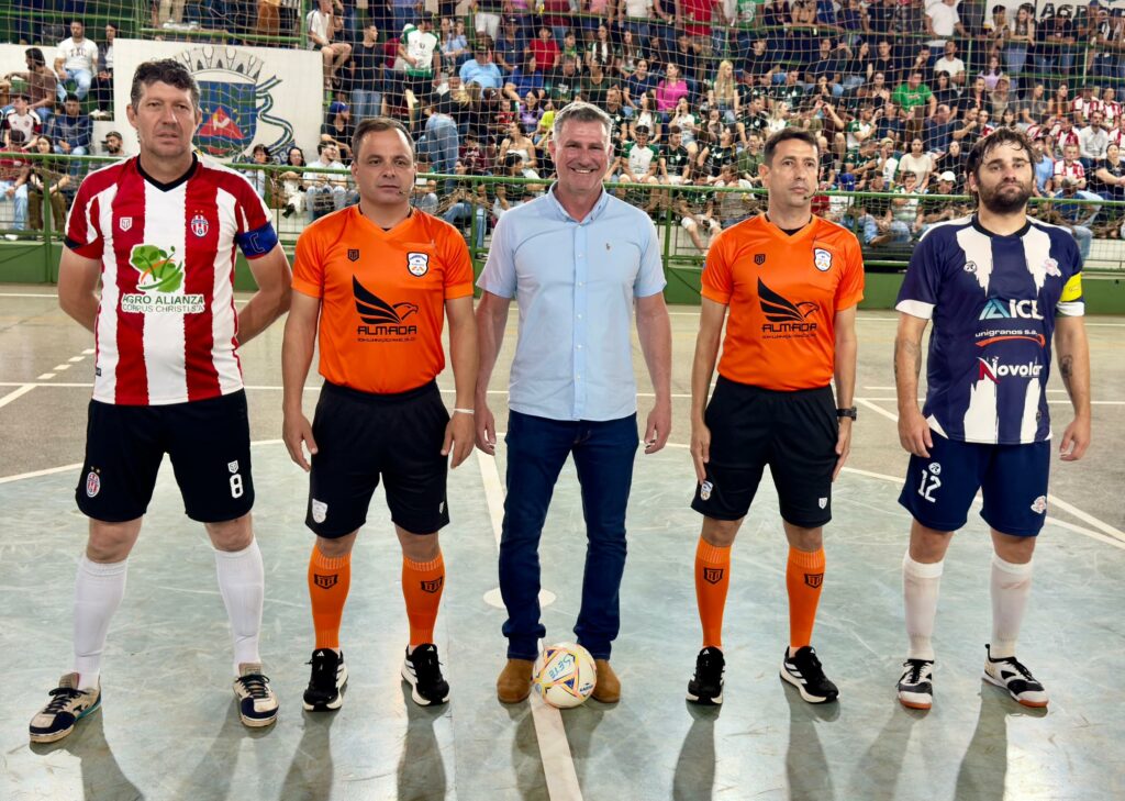 Jogos emocionantes e recorde de público marcaram as finais da XVI Copa Interfirmas de Futsal em Sete Quedas Jogos emocionantes e recorde de público marcaram as finais da XVI Copa Interfirmas de Futsal em Sete Quedas