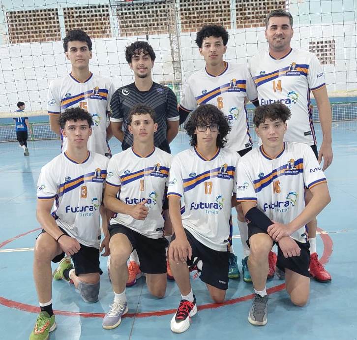 Performace de Sete Quedas é campeã do torneio regional de vôlei masculino em Tacuru