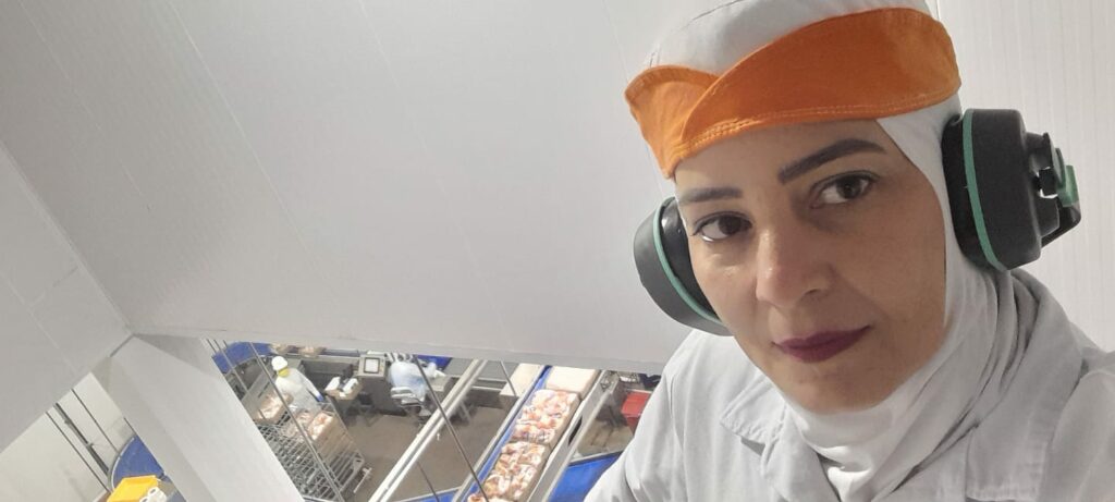 Presidente da Câmara vereador Darci visita frigorífico de frango no Paraná e destaca possibilidade da empresa se instalar em Amambai Presidente da Câmara vereador Darci visita frigorífico de frango no Paraná e destaca possibilidade da empresa se instalar em Amambai