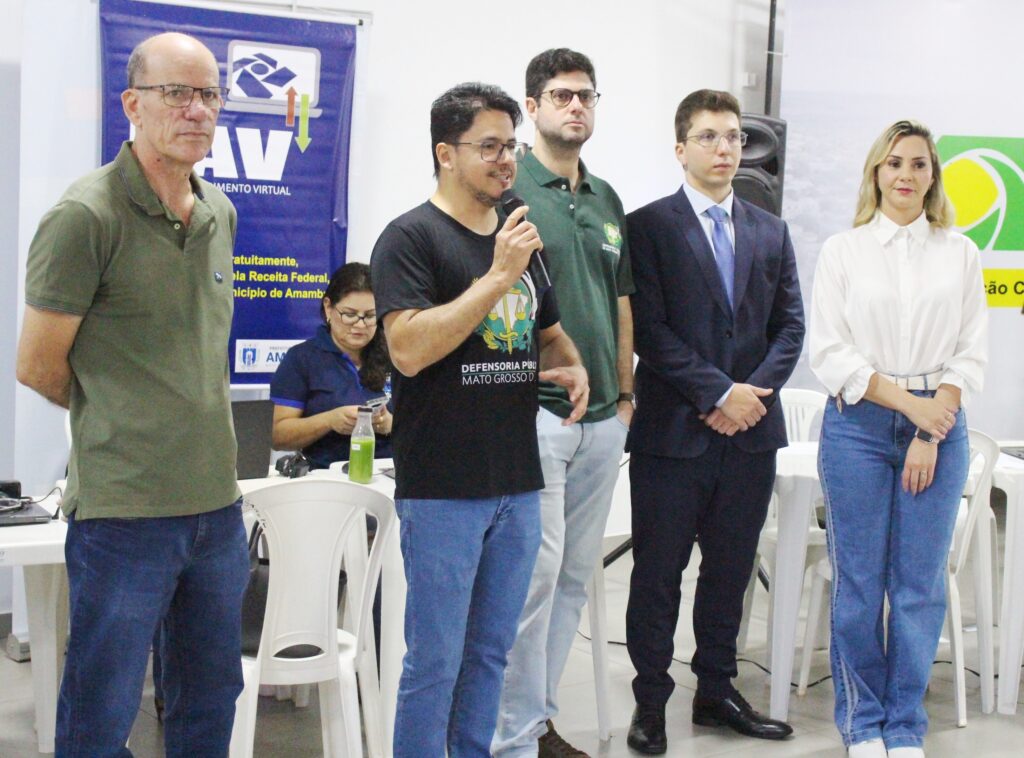 Em atenção a pedido da vereadora Suzana, Van dos Direitos e Justiça Itinerante atenderam mais de 250 pessoas nesta sexta em Amambai Em atenção a pedido da vereadora Suzana, Van dos Direitos e Justiça Itinerante atenderam mais de 250 pessoas nesta sexta em Amambai