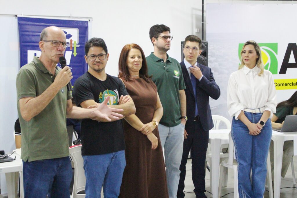 Em atenção a pedido da vereadora Suzana, Van dos Direitos e Justiça Itinerante atenderam mais de 250 pessoas nesta sexta em Amambai Em atenção a pedido da vereadora Suzana, Van dos Direitos e Justiça Itinerante atenderam mais de 250 pessoas nesta sexta em Amambai