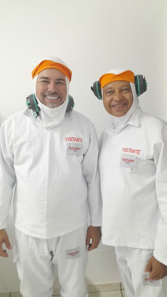 Presidente da Câmara vereador Darci visita frigorífico de frango no Paraná e destaca possibilidade da empresa se instalar em Amambai Presidente da Câmara vereador Darci visita frigorífico de frango no Paraná e destaca possibilidade da empresa se instalar em Amambai