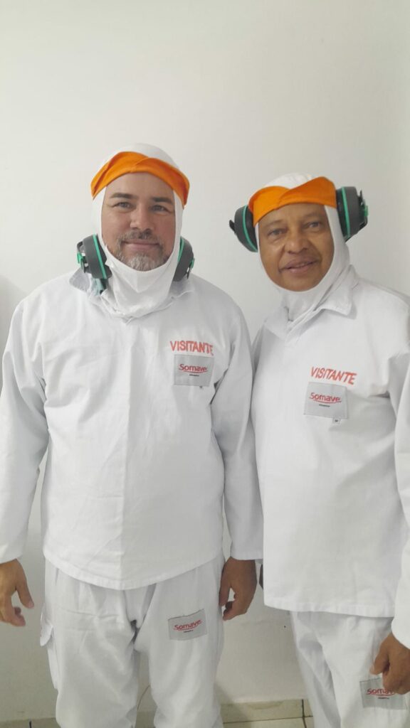 Presidente da Câmara vereador Darci visita frigorífico de frango no Paraná e destaca possibilidade da empresa se instalar em Amambai Presidente da Câmara vereador Darci visita frigorífico de frango no Paraná e destaca possibilidade da empresa se instalar em Amambai