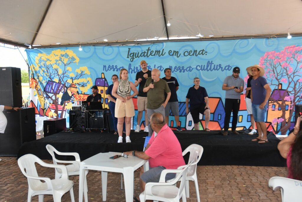 Praça da Alegria reuniu milhares de crianças na Praça João Francisco Lopes, em Iguatemi