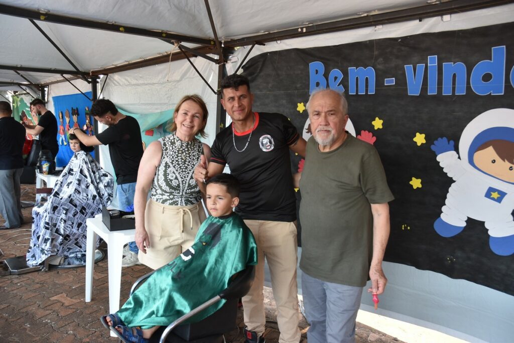 Praça da Alegria reuniu milhares de crianças na Praça João Francisco Lopes, em Iguatemi