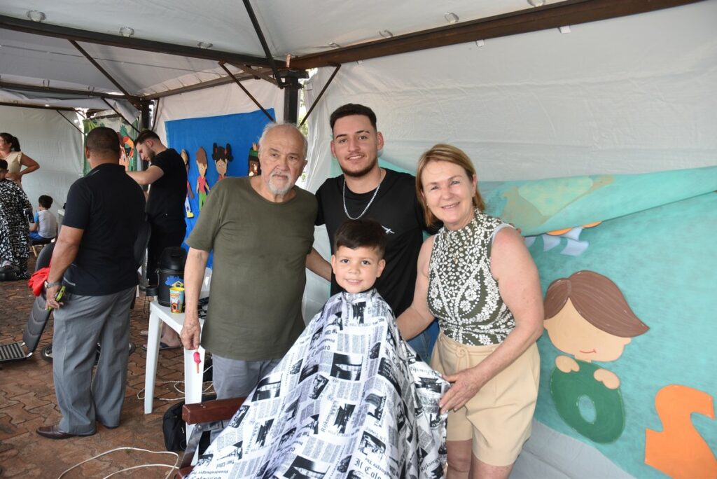 Praça da Alegria reuniu milhares de crianças na Praça João Francisco Lopes, em Iguatemi