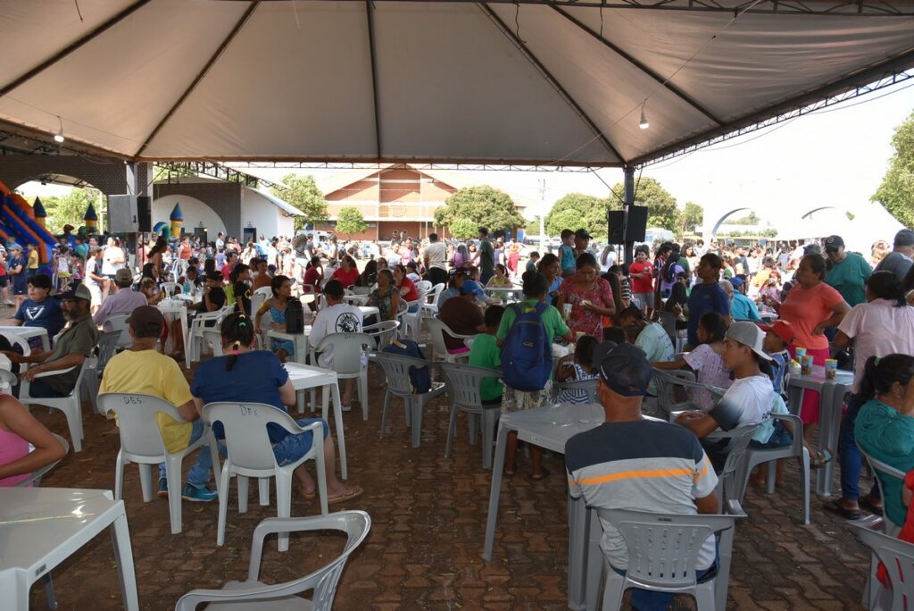 Praça da Alegria reuniu milhares de crianças na Praça João Francisco Lopes, em Iguatemi