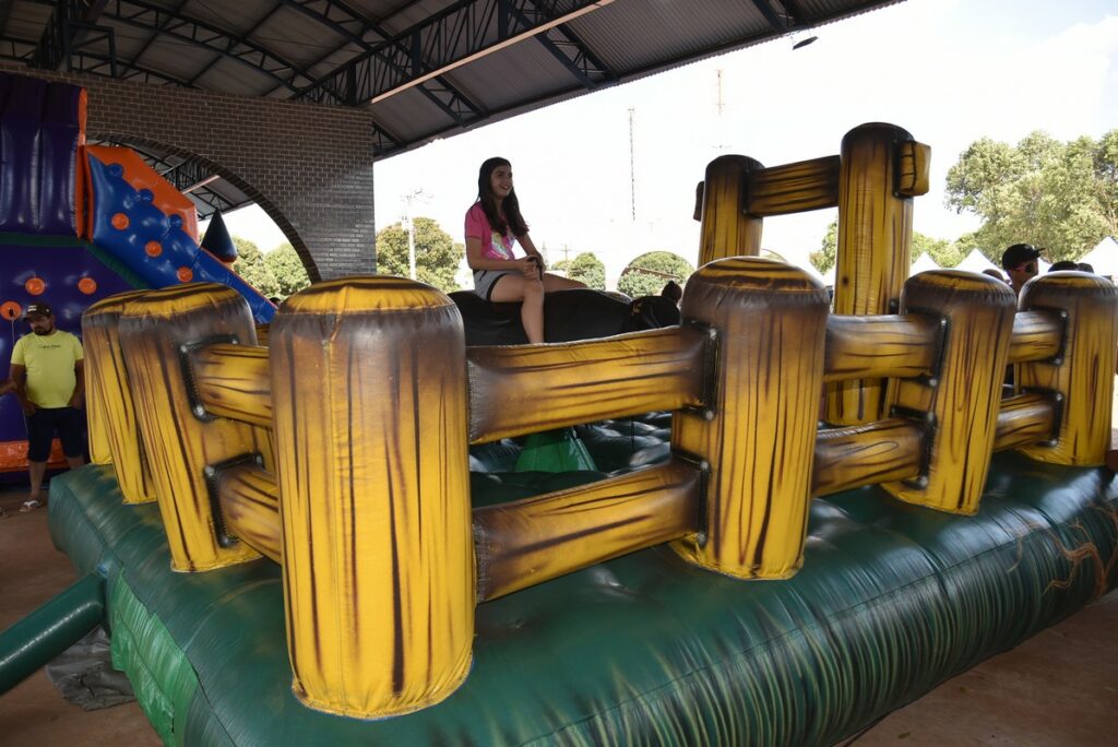 Praça da Alegria reuniu milhares de crianças na Praça João Francisco Lopes, em Iguatemi