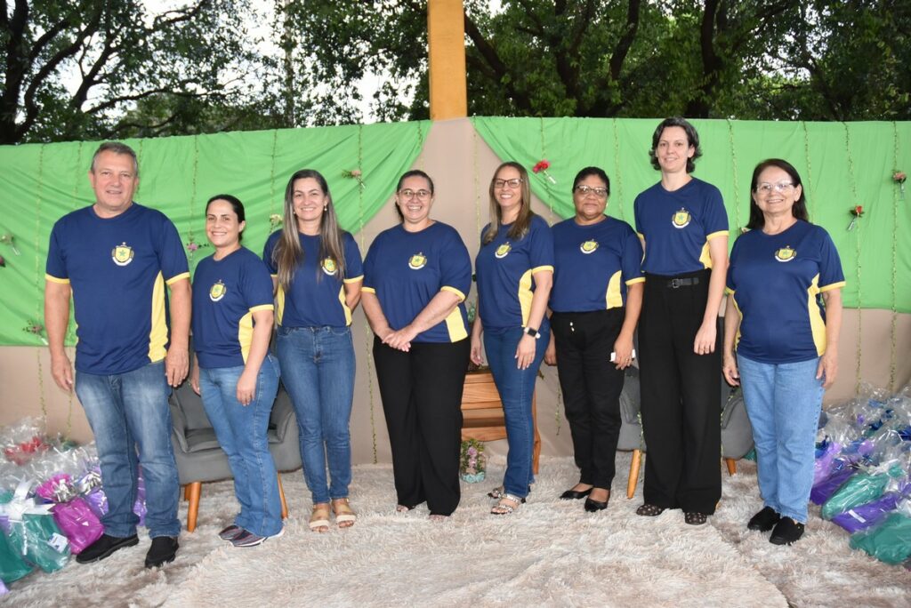 Secretaria de Educação de Iguatemi promove confraternização em comemoração ao Dia dos Professores