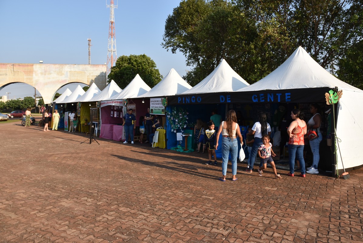 Mostra Cultural 2025 retratou costumes e tradições de Iguatemi e homenagens aos prefeitos e pioneiros