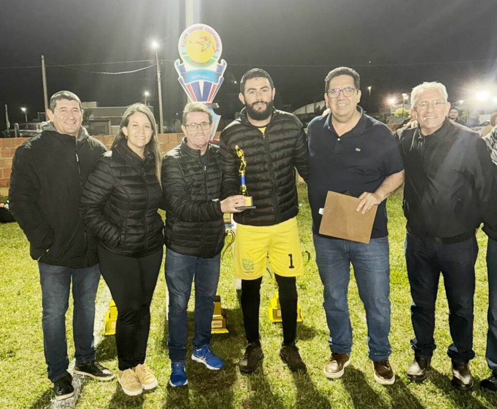 Em decisão entre equipes indígenas Invernada é campeã da Copa Cidade Crepúsculo de Suíço 2025 em Amambai