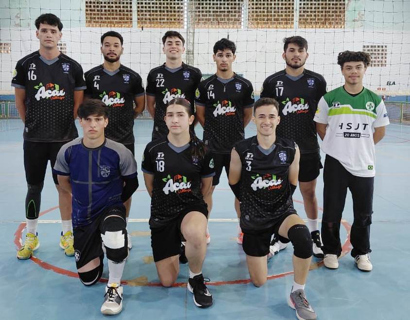 Performace de Sete Quedas é campeã do torneio regional de vôlei masculino em Tacuru