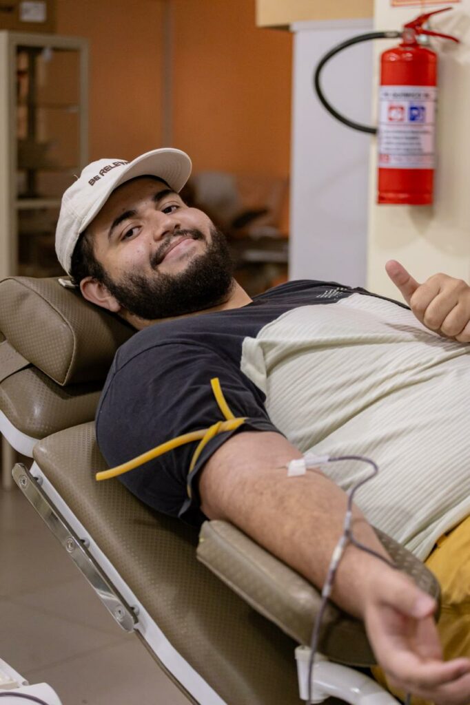 Jovens cristãos lotam Hemosul e mostram que unidade também salva vidas Jovens cristãos lotam Hemosul e mostram que unidade também salva vidas