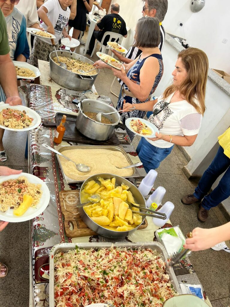 Clube dos Amigos de Amambai (CAA) realiza encontro