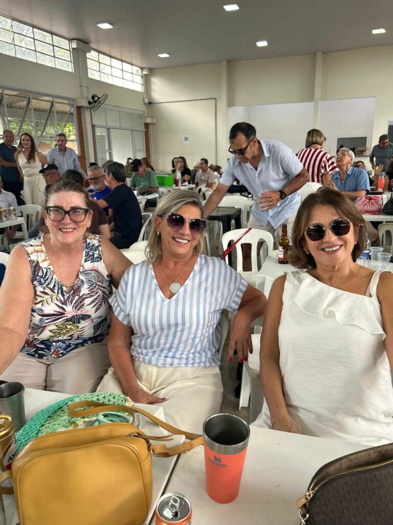 Clube dos Amigos de Amambai (CAA) realiza encontro