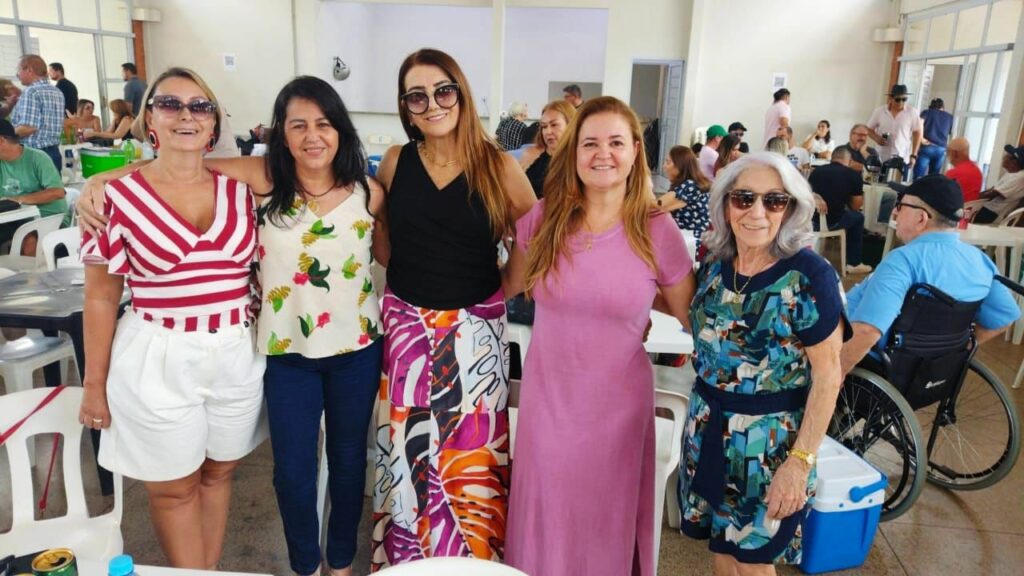 Clube dos Amigos de Amambai (CAA) realiza encontro