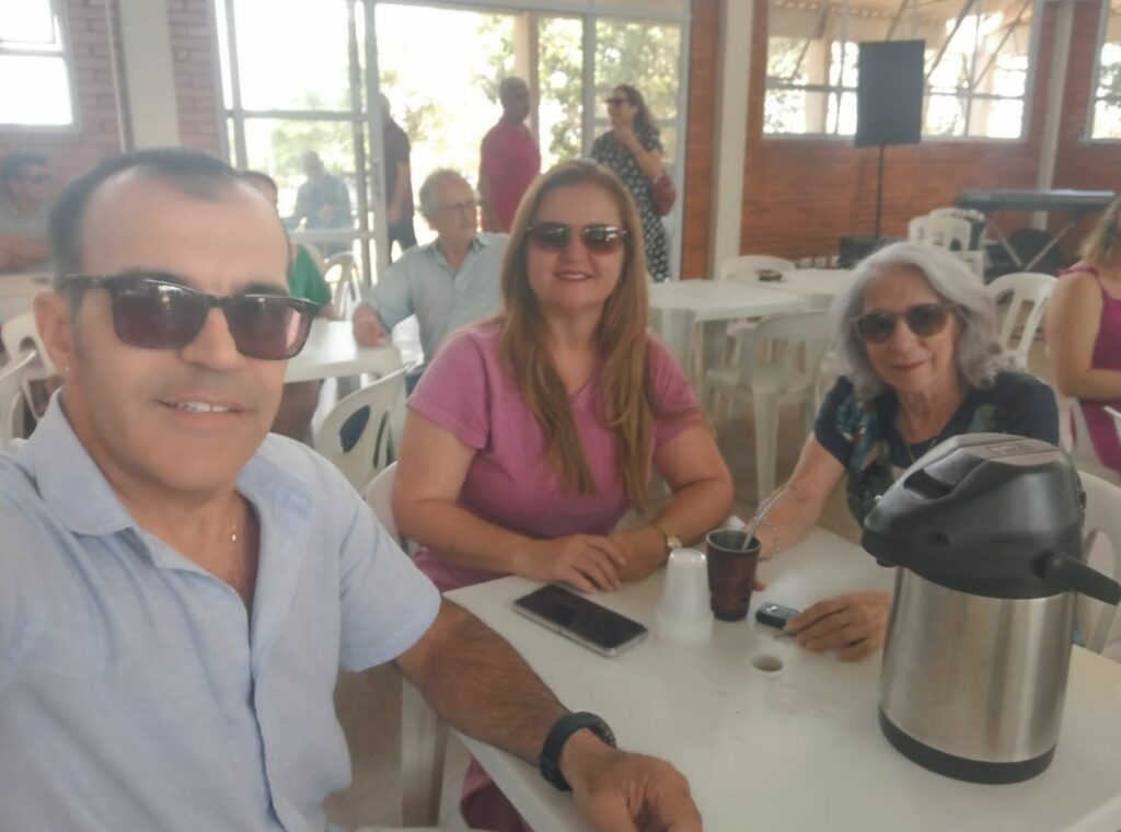 Clube dos Amigos de Amambai (CAA) realiza encontro