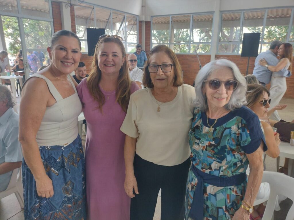 Clube dos Amigos de Amambai (CAA) realiza encontro