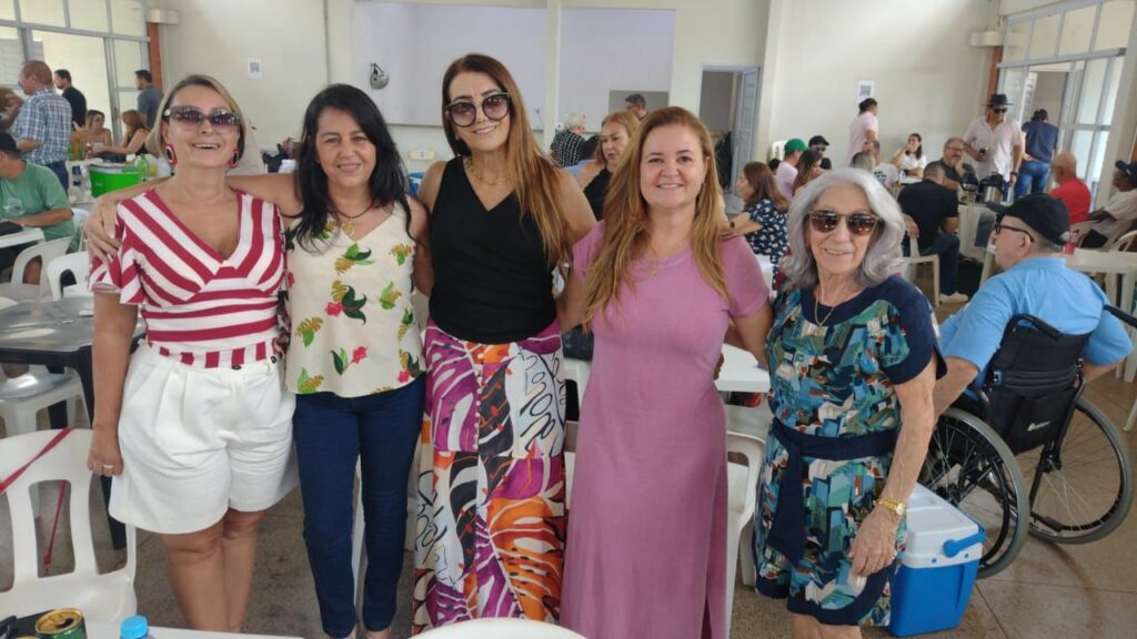 Clube dos Amigos de Amambai (CAA) realiza encontro