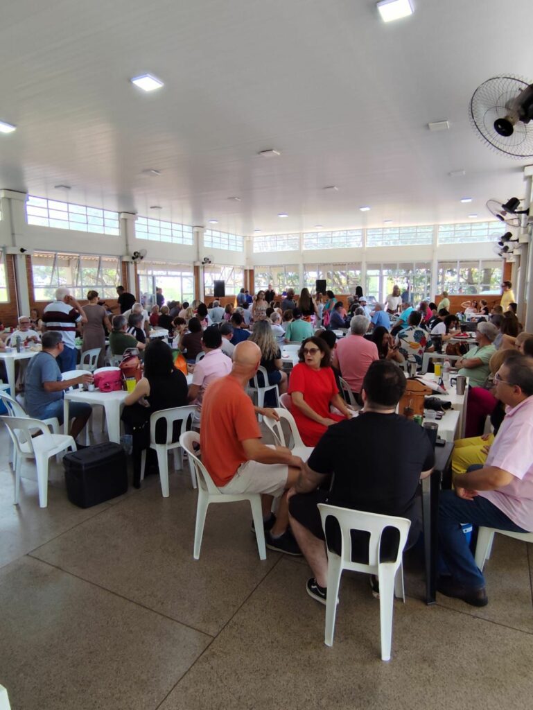 Clube dos Amigos de Amambai (CAA) realiza encontro