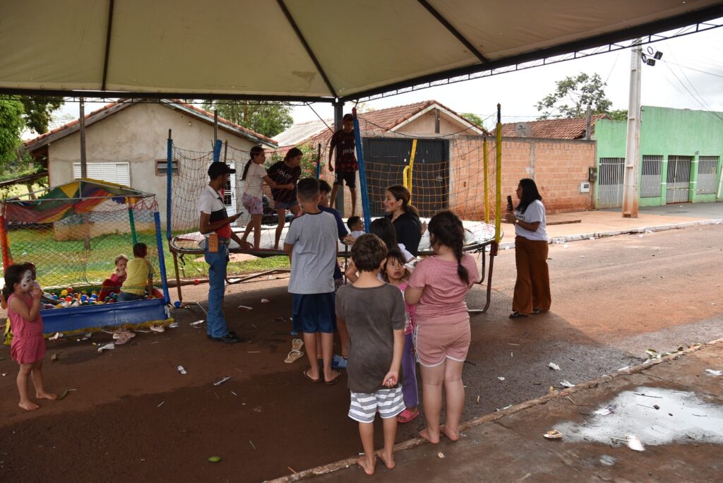 Iguatemi: Festa em comemoração ao Dia das Crianças reuniu mais de 250 participantes no bairro Jardim dos Eucaliptos I