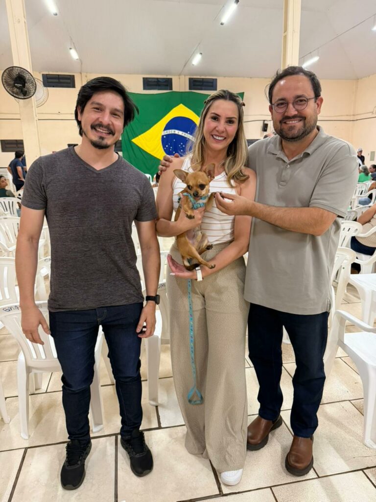 Vereadora Suzana Ulisses recepciona deputado Márcio Fernandes em agenda com anúncios de investimentos para Amambai